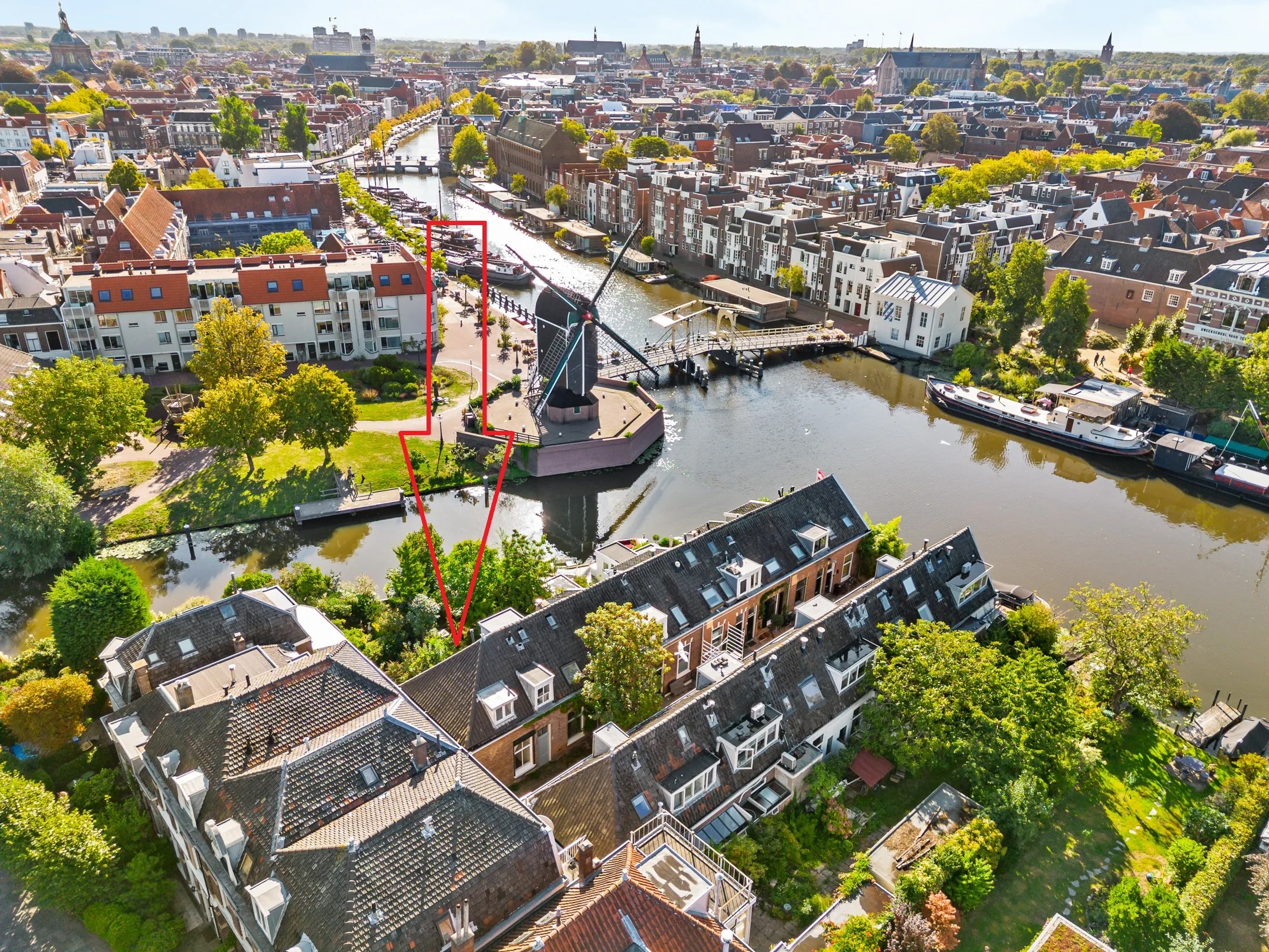 Tussenwoning Van der Tasstraat 2 Leiden