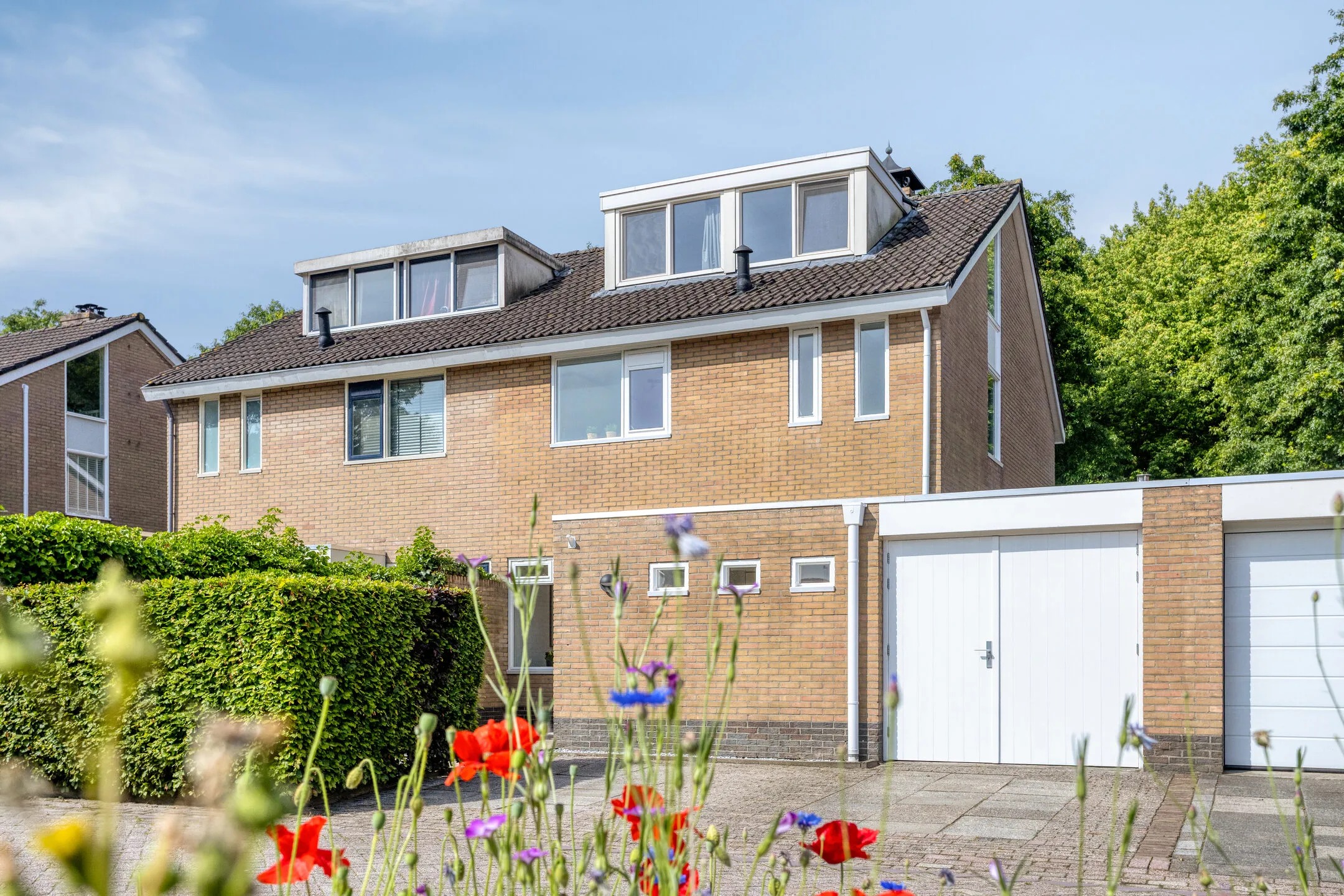 2-onder-1-kapwoning Havezathenlaan 95 in Roden