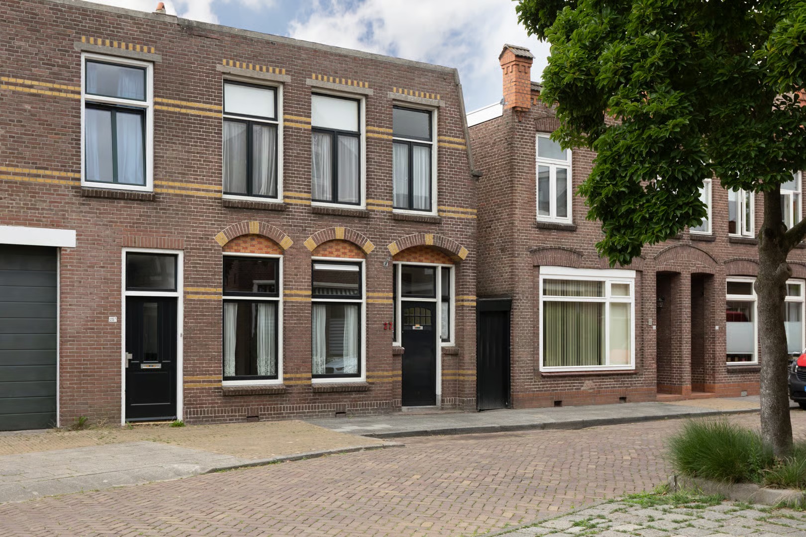 2-onder-1-kapwoning Schoolstraat 27 in Sneek