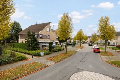 Eengezinswoning, geschakelde woning Noordsingel 163 in Wezep