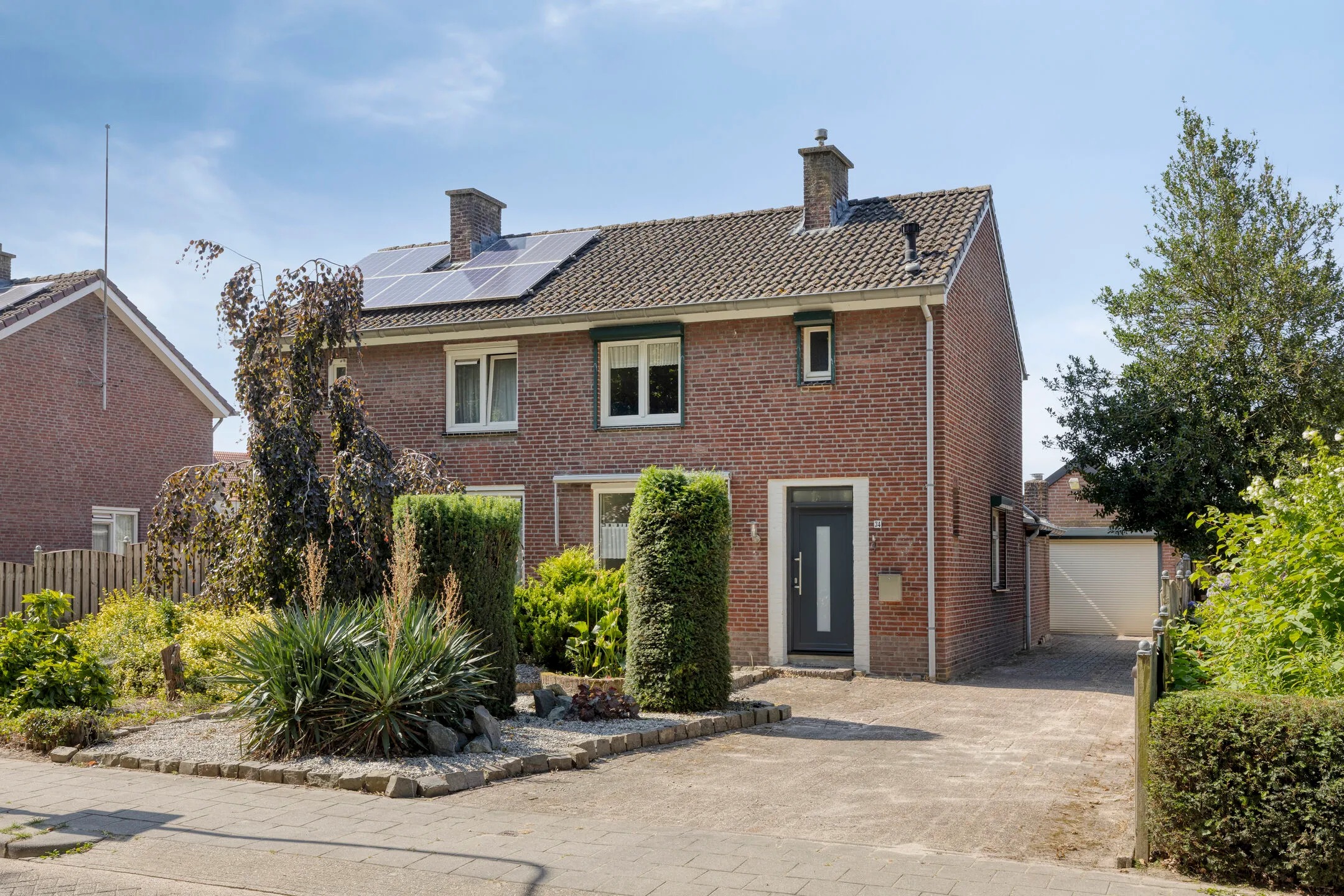 2-onder-1-kapwoning Kloosterstraat 34 in Helden