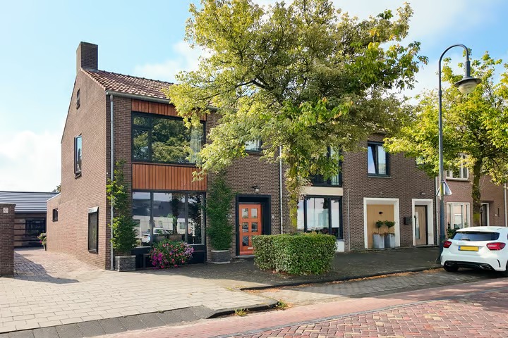 Hoekwoning Oliemolenstraat 5 in Klundert