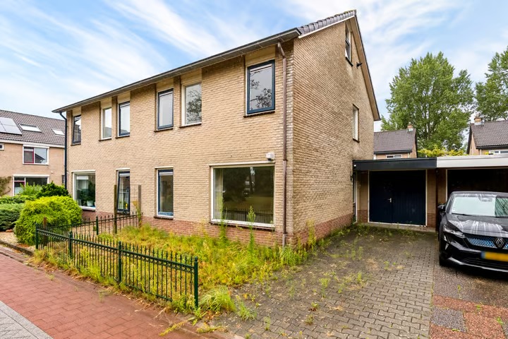 Geschakelde 2-onder-1-kapwoning Griend 12 46 in Lelystad