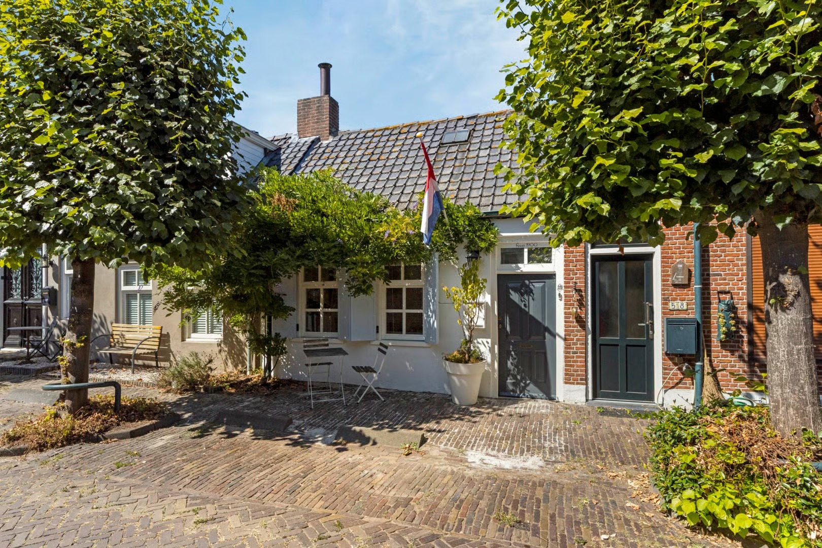 Tussenwoning (dijkwoning) Dorpsdijk 60 in Wissenkerke