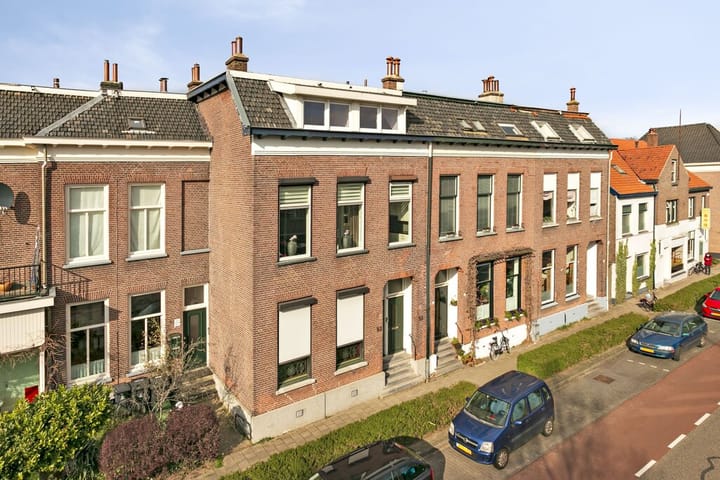 Bovenwoning Warnsveldseweg 53 a in Zutphen