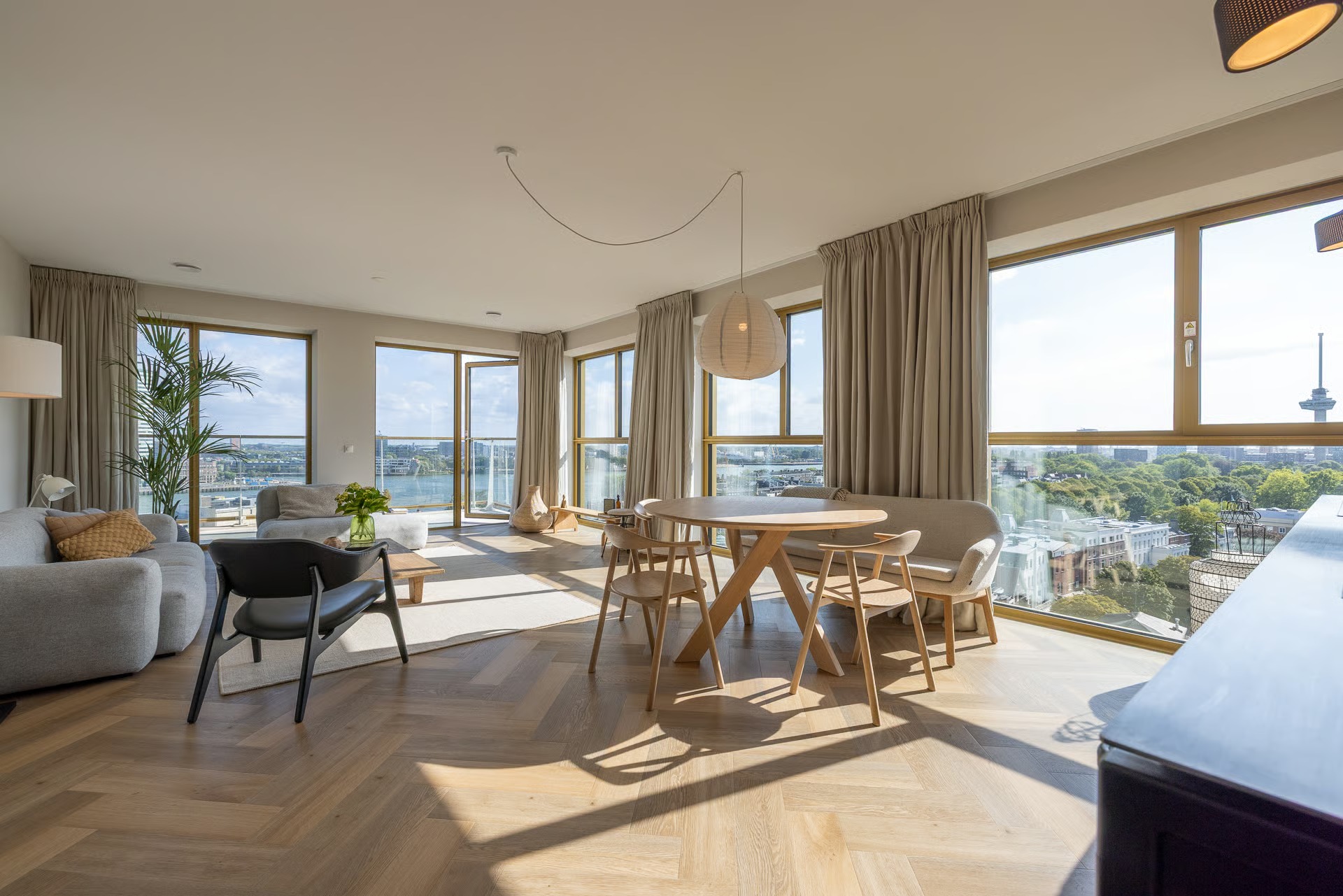 Portiekflat Gedempte Zalmhaven 376 in Rotterdam