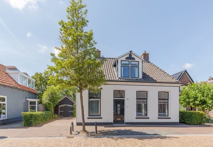Vrijstaande woning Heerenveenseweg 27 in Wolvega
