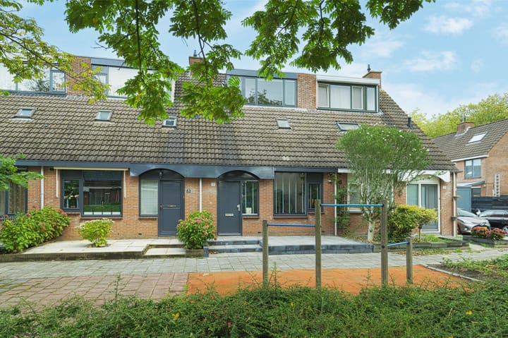 Eengezinswoning, tussenwoning Aak 18 Barendrecht