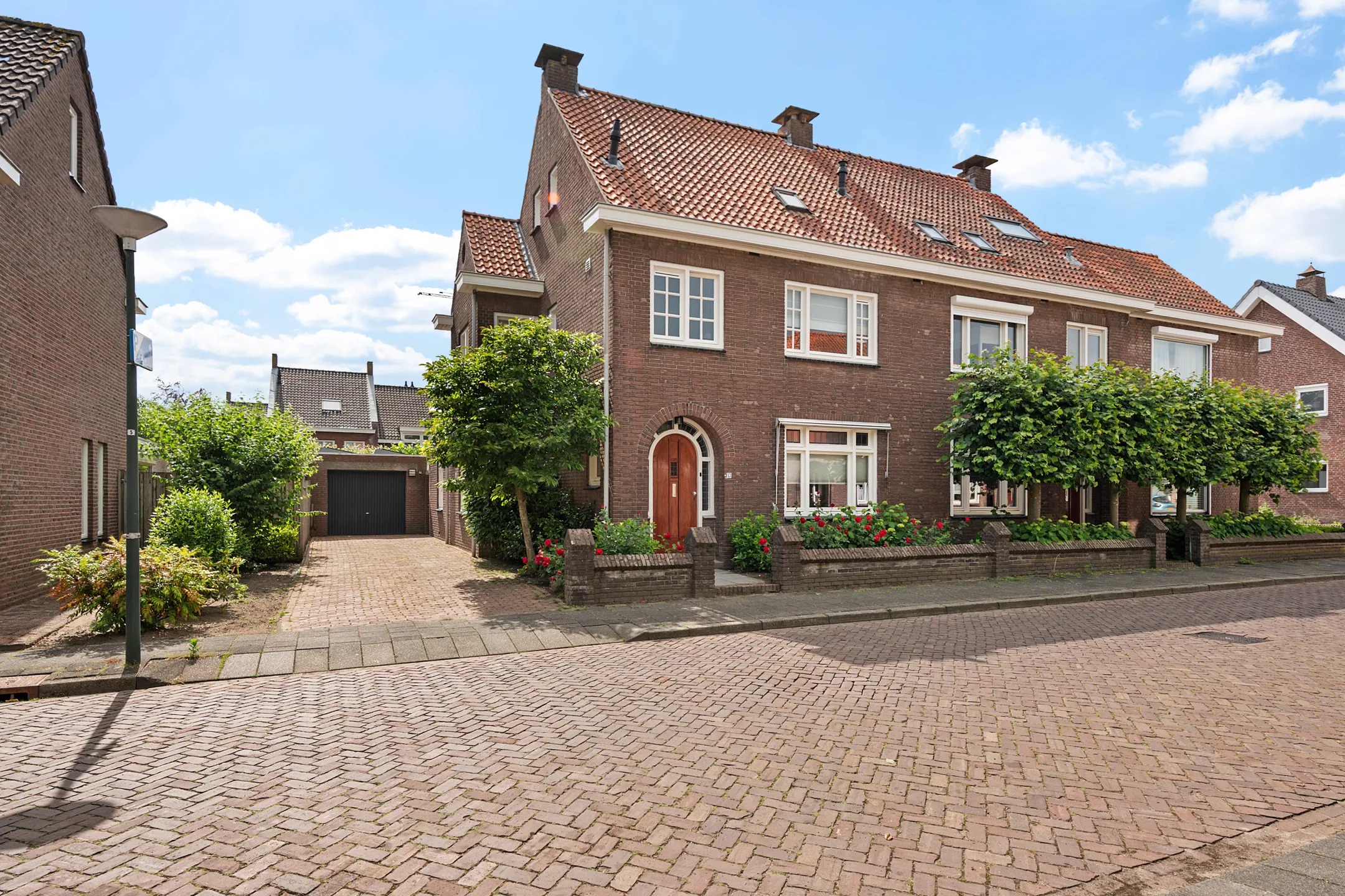 2-onder-1-kapwoning Akkerstraat 13 in Schijndel