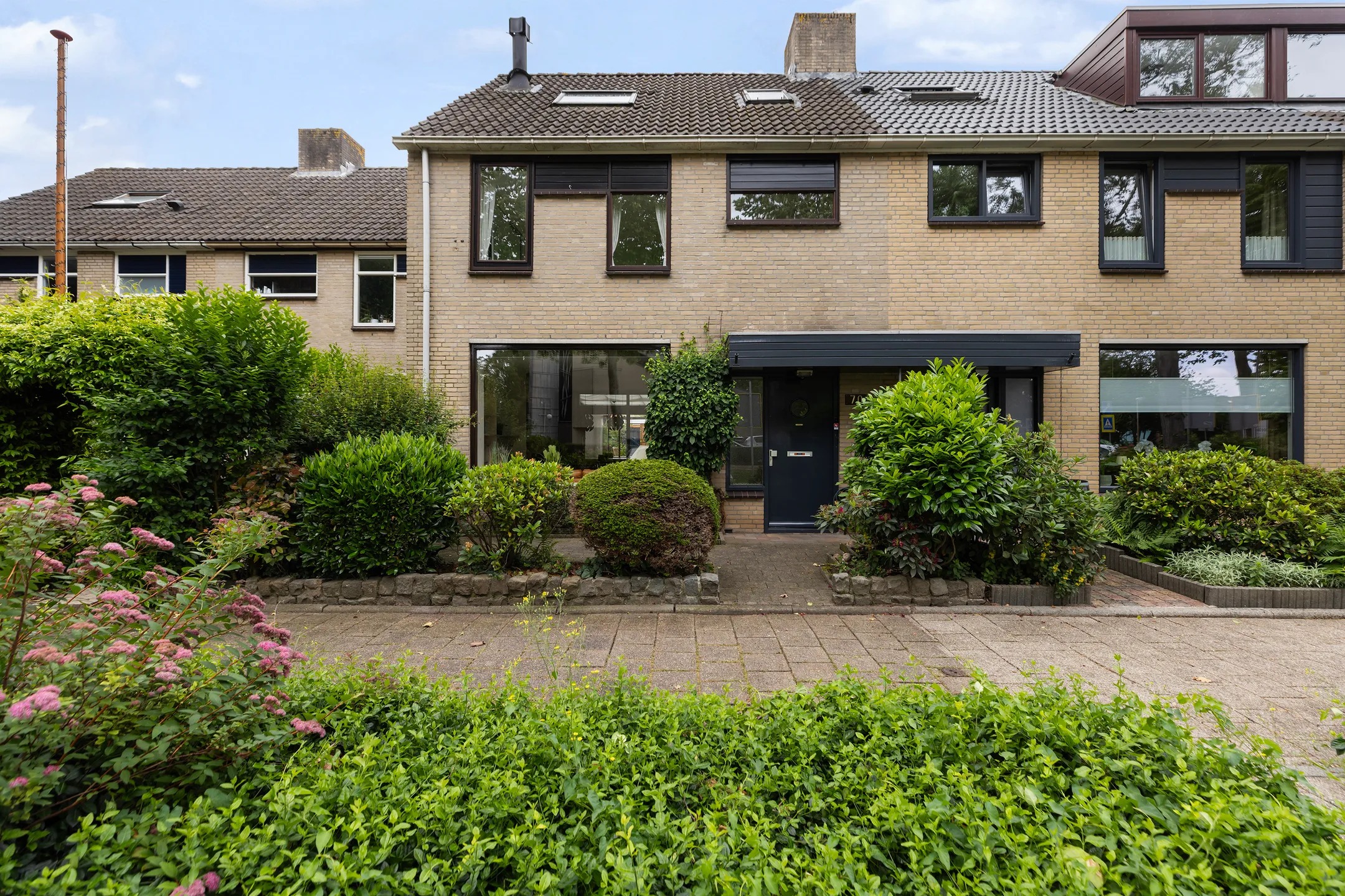 Verspringend Laan van Nederhoven 70 in Zwijndrecht