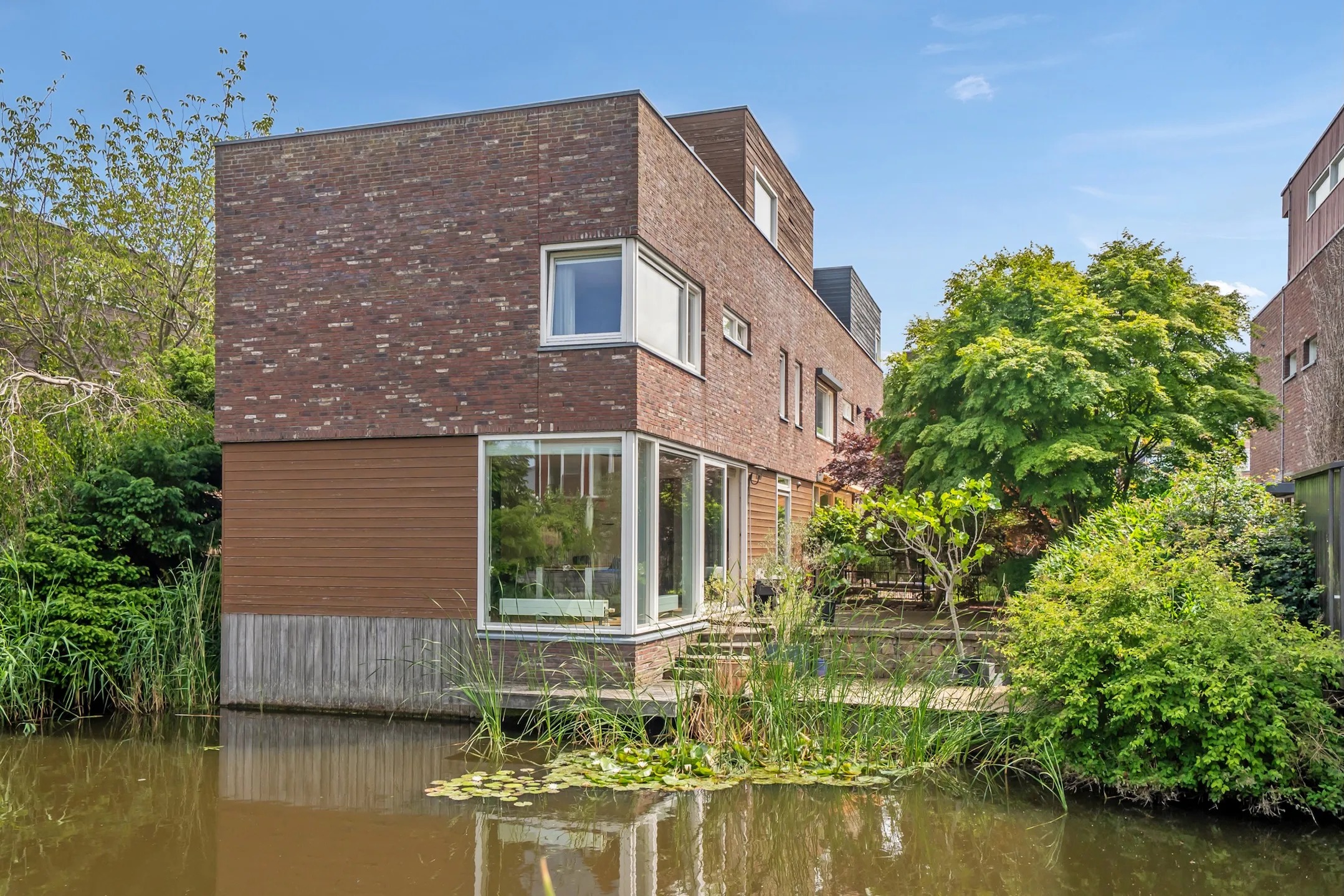 2-onder-1-kapwoning Zomereik 50 in Den Haag