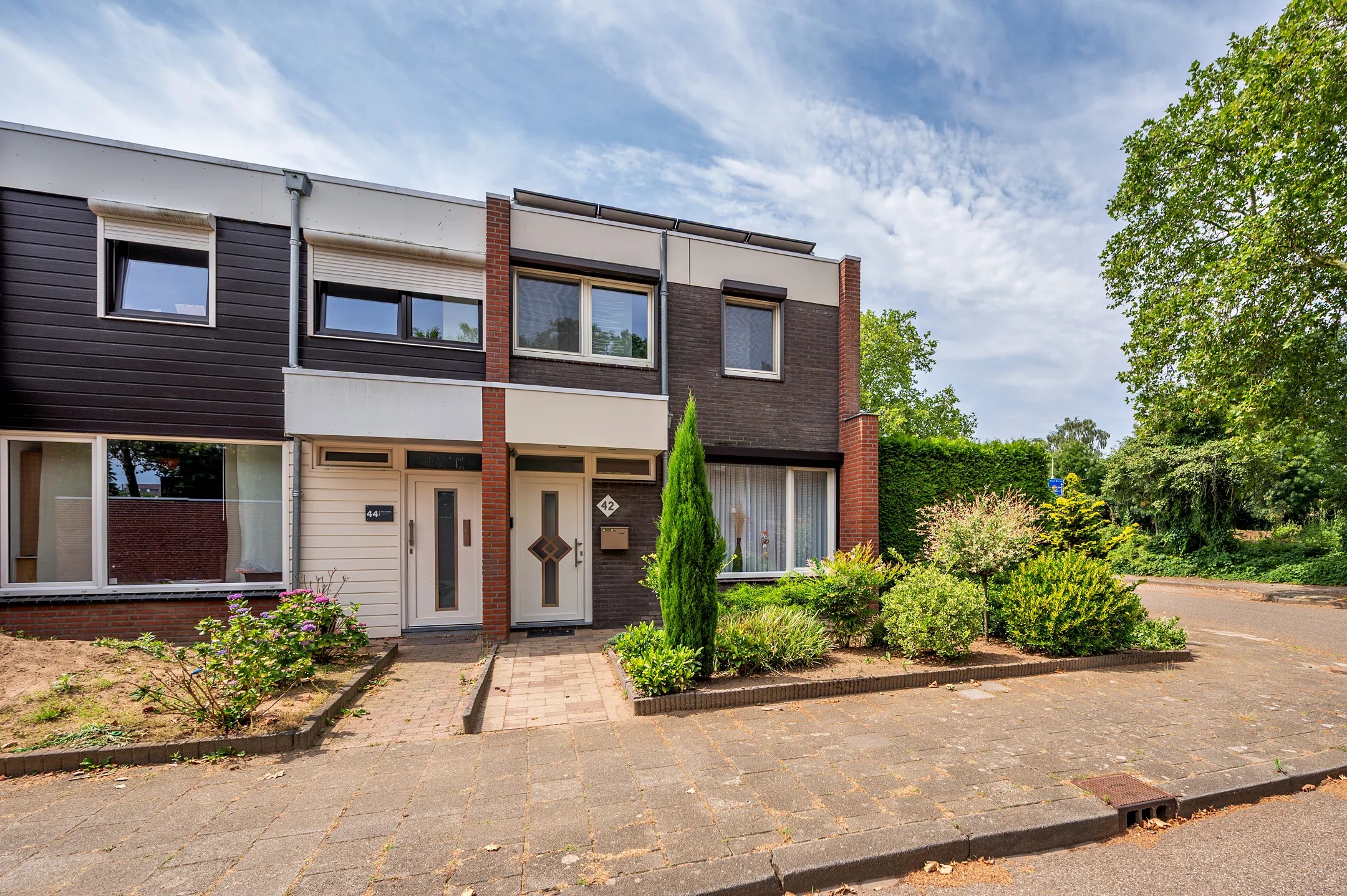 Hoekwoning Hertog Alvastraat 42 in Venlo