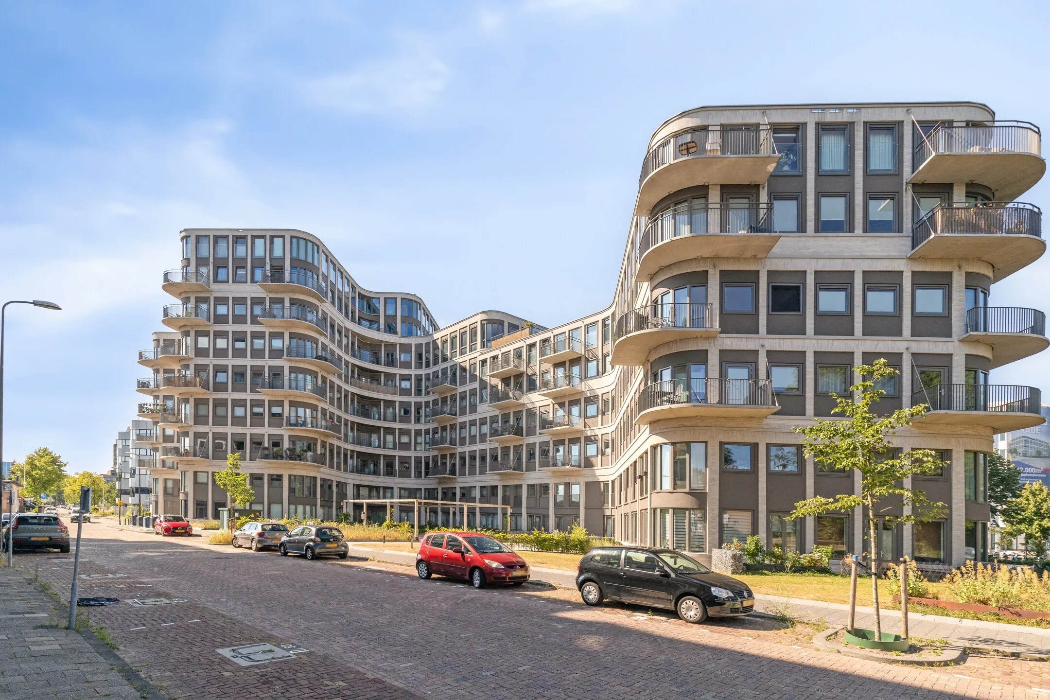 Portiekflat Burgemeester Elsenlaan 323 F105 in Rijswijk