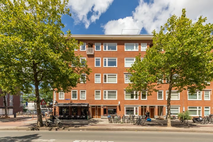 Tussenverdieping Jan van Galenstraat 130 3 in Amsterdam