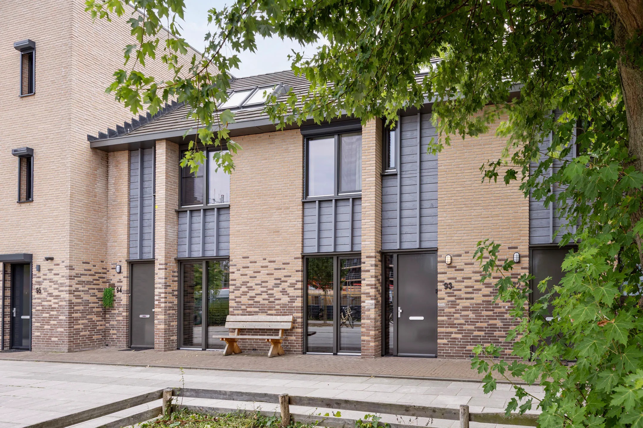 Tussenwoning Douglashout 93 in Eindhoven