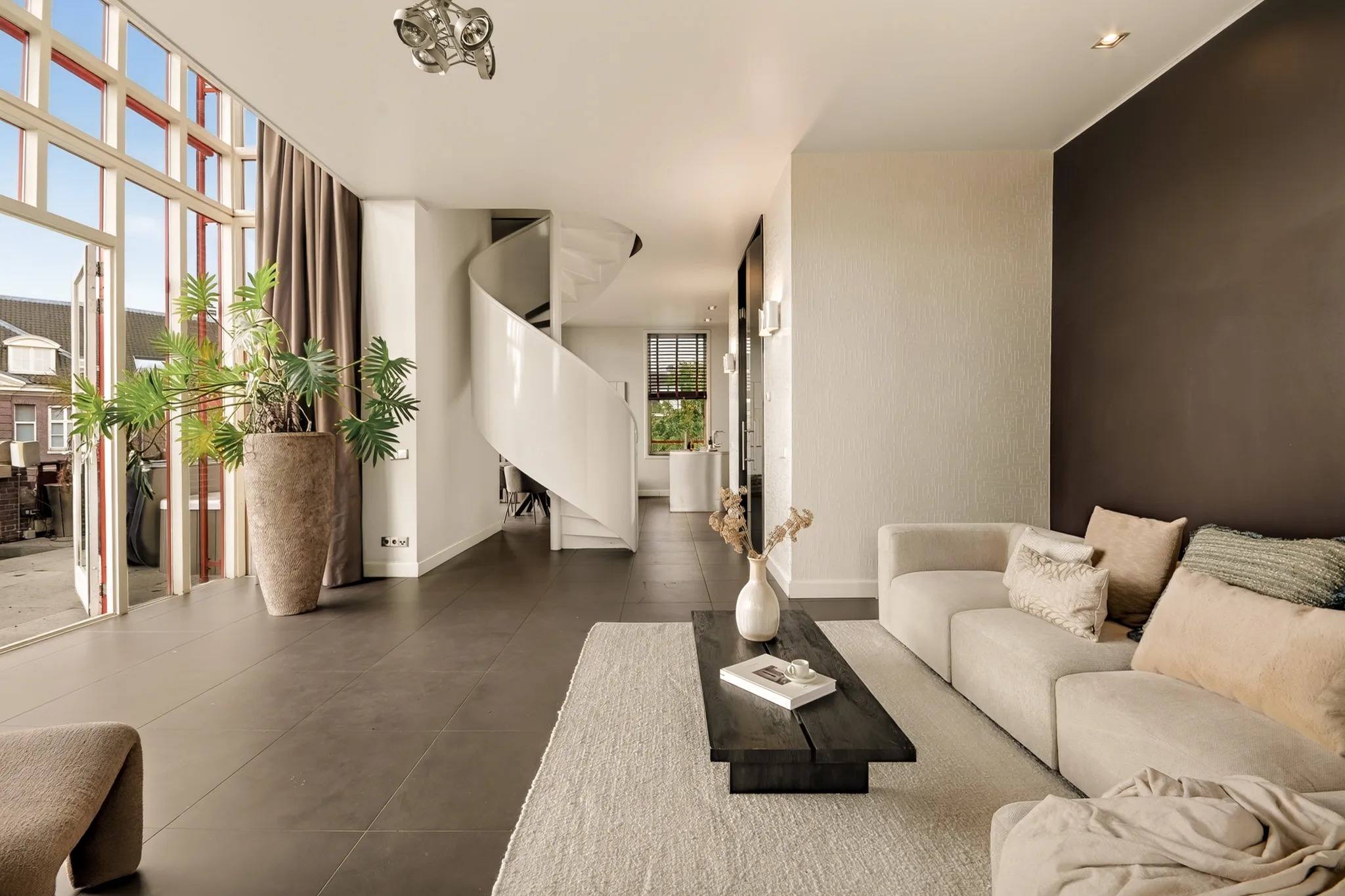 Bovenwoning Sarphatistraat 223 C in Amsterdam
