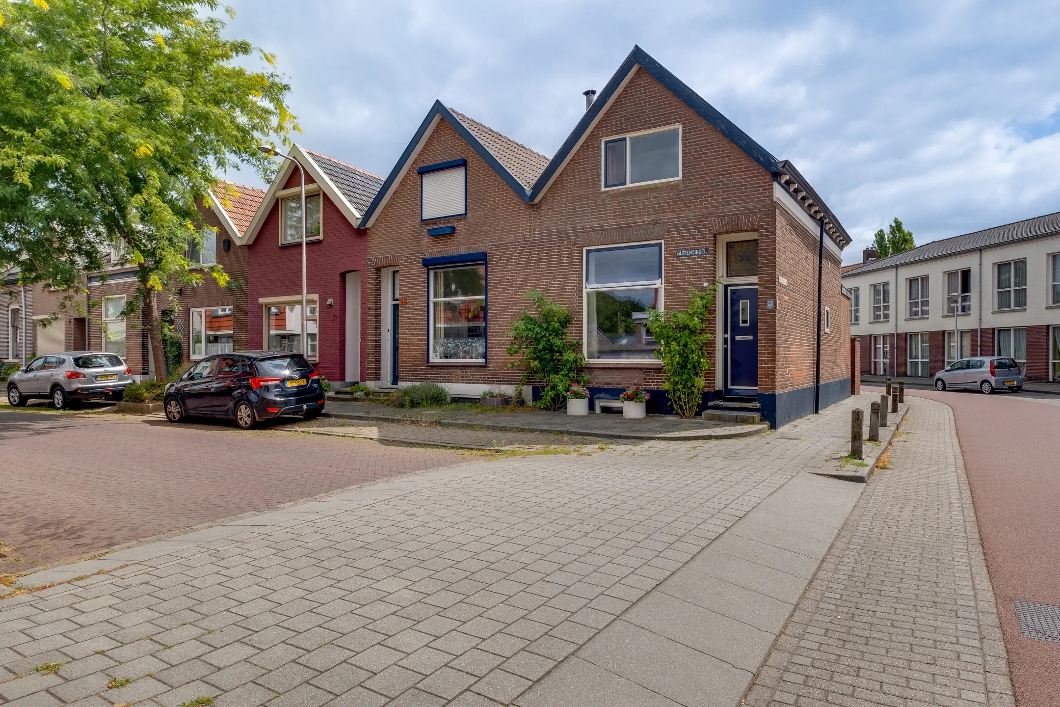 Hoekwoning Buitensingel 66 in Zutphen