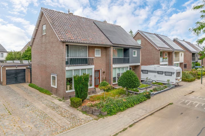 2-onder-1-kapwoning Wilhelminalaan 27 in Bladel