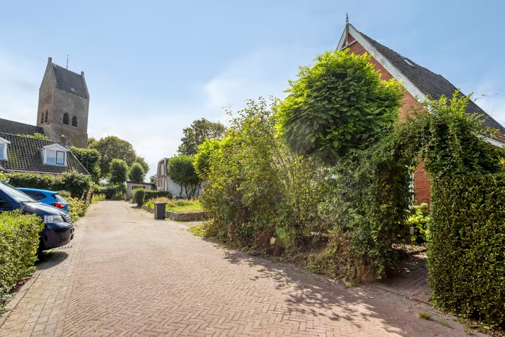 Vrijstaande woning Kerkstraat 13 in Pingjum
