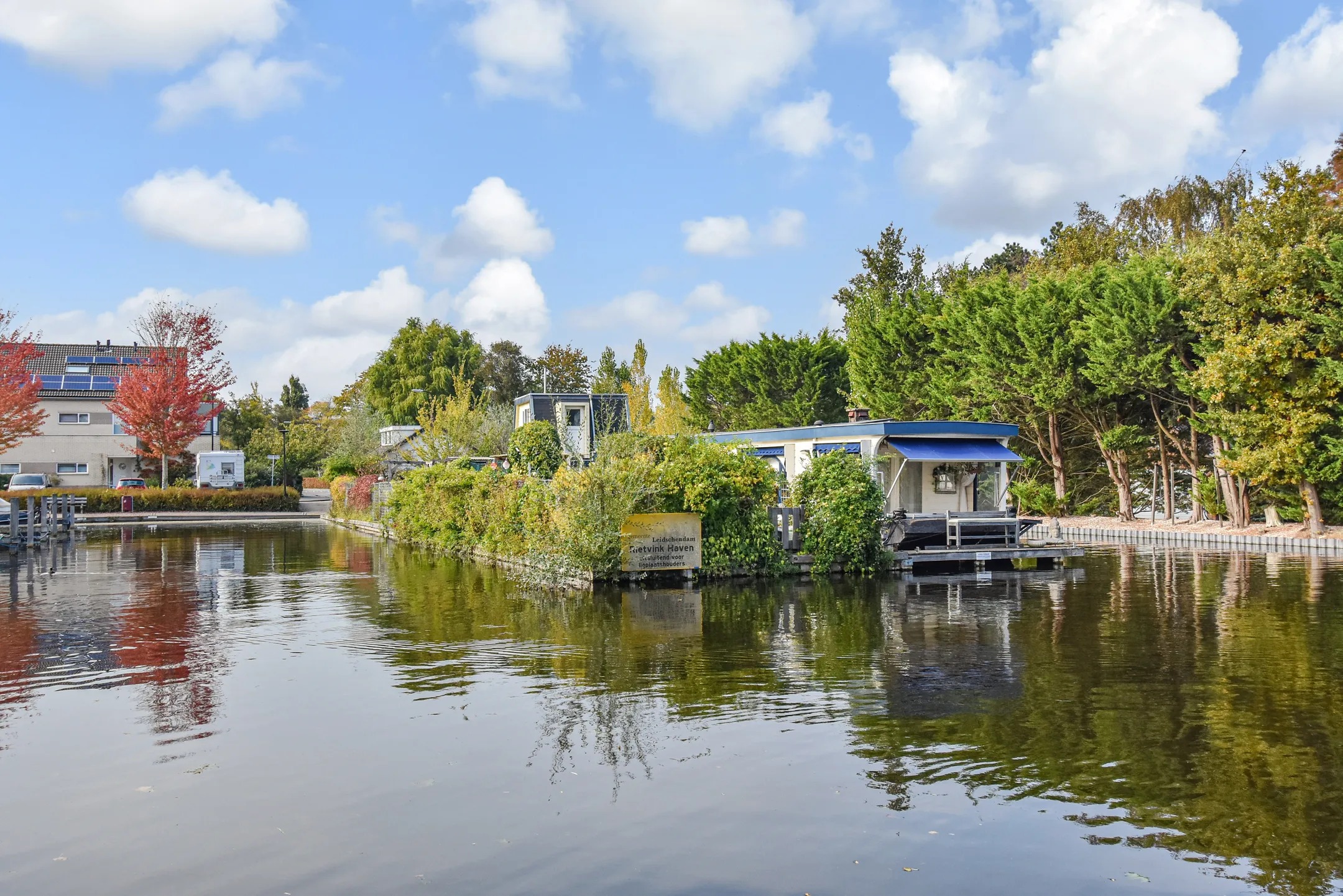 Vrijstaande woning (waterwoning) De Koppels 19 Leidschendam