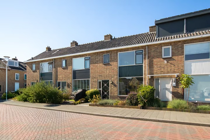 Tussenwoning Tasmanstraat 8 in Lisse