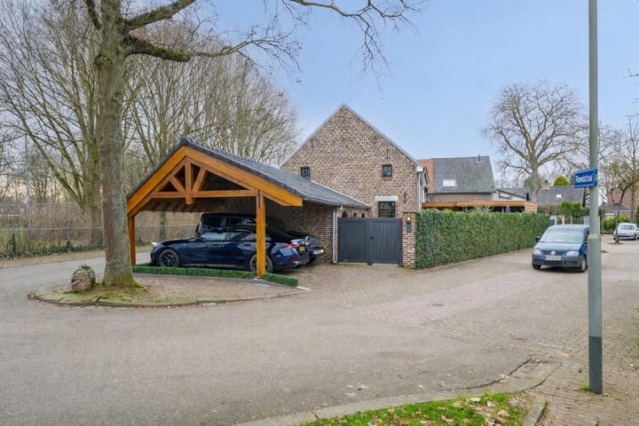 Halfvrijstaande woning Rondstaai 1 in Grevenbicht