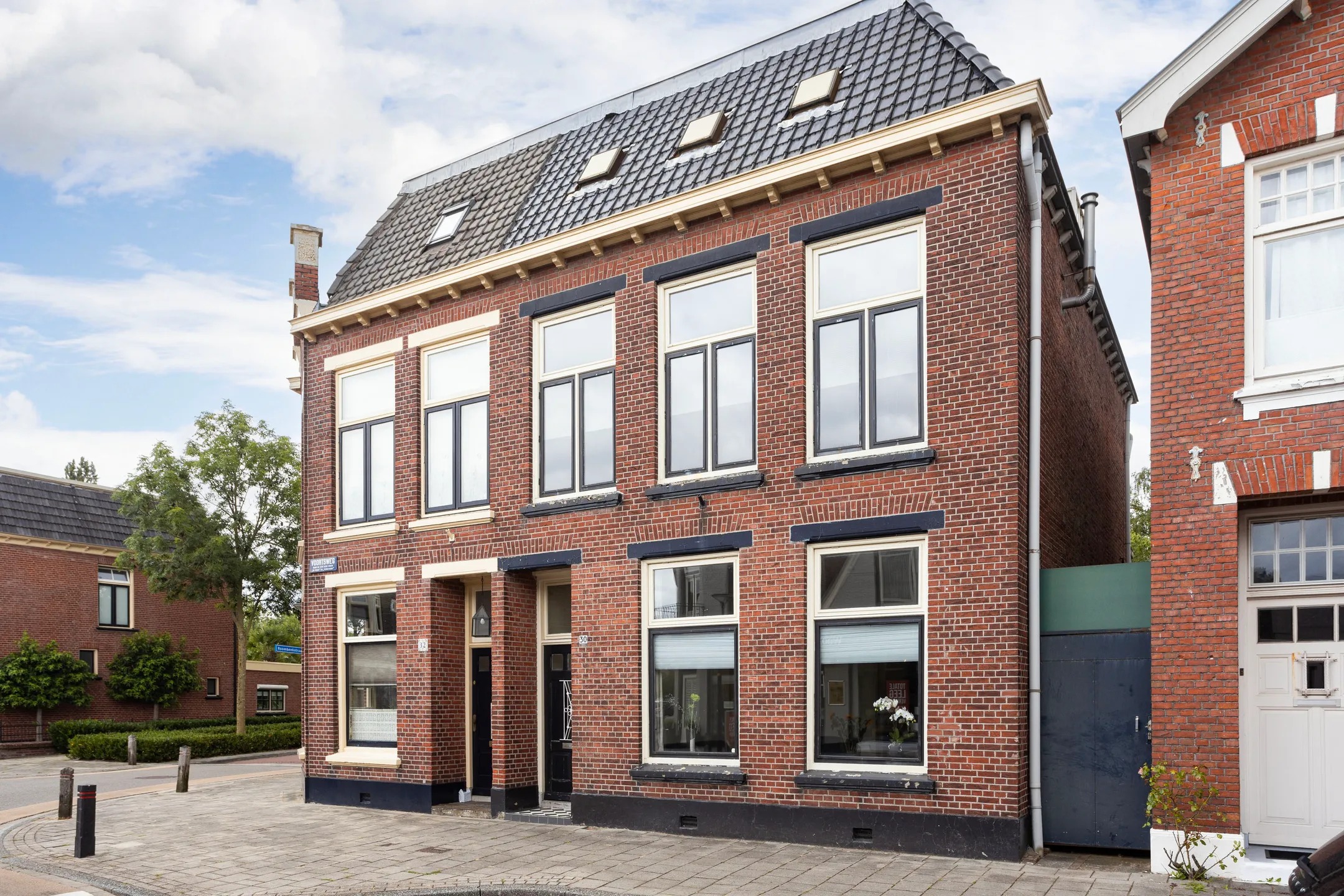 2-onder-1-kapwoning Voortsweg 30 in Enschede