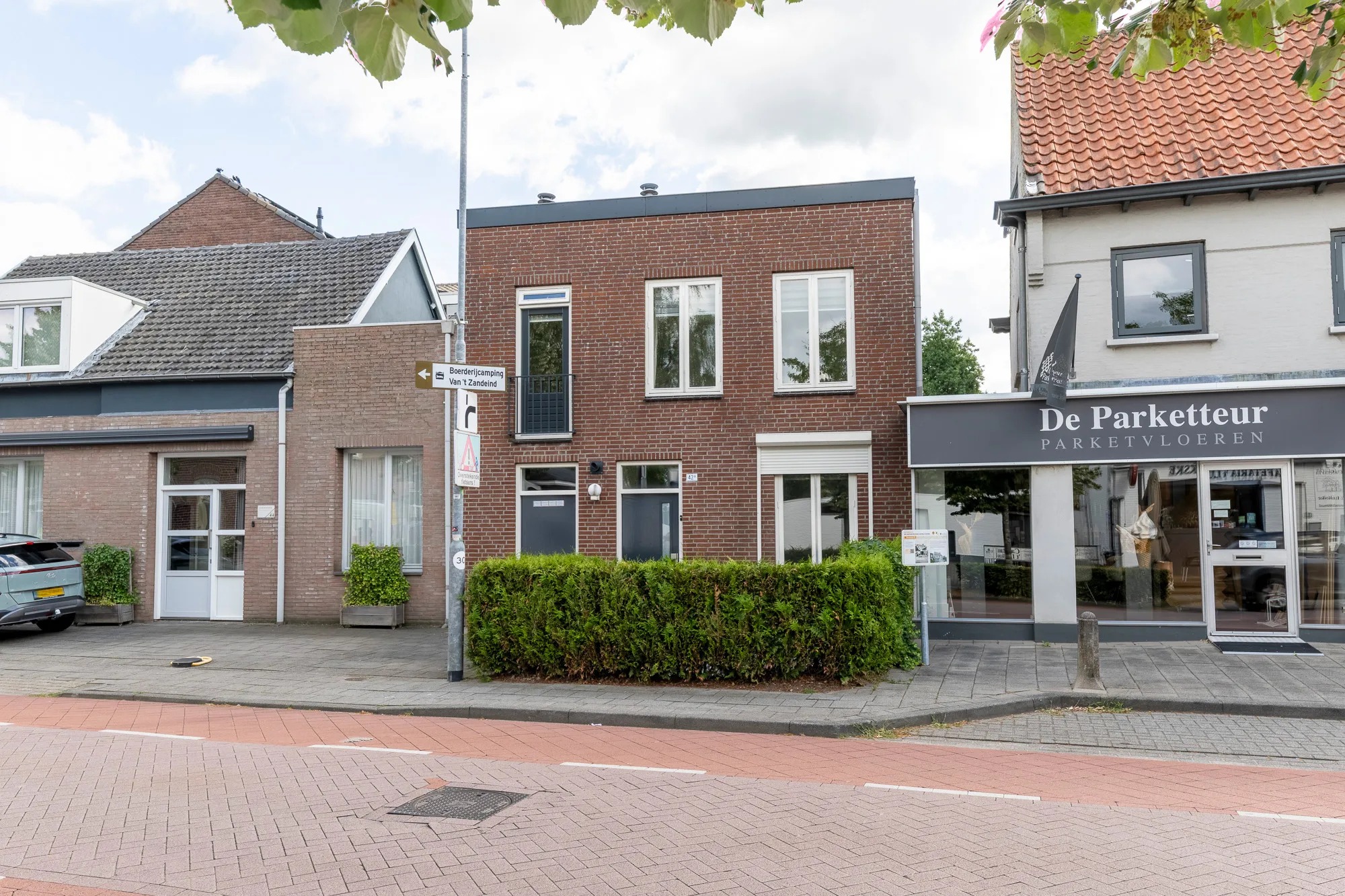 Tussenwoning Dorpstraat 42 a in Riel