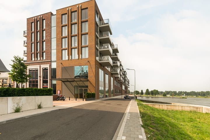 Portiekflat Maashaven 892 Roermond