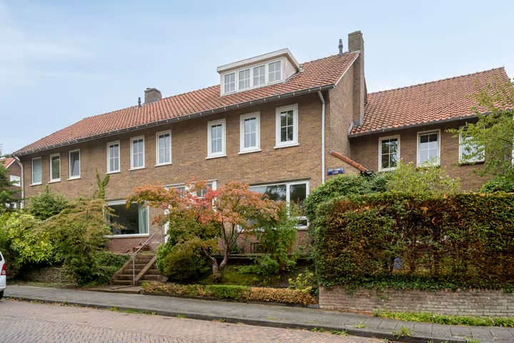 Tussenwoning Josef Israëlslaan 155 in Arnhem