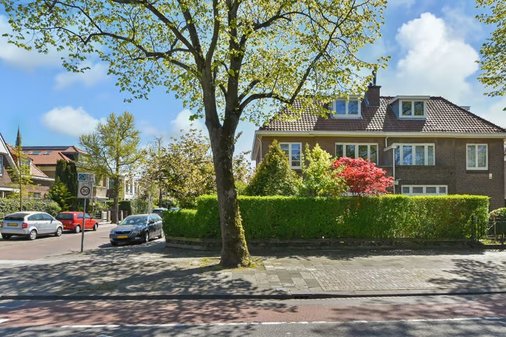 Halfvrijstaande woning Weverslaan 46 in Voorburg