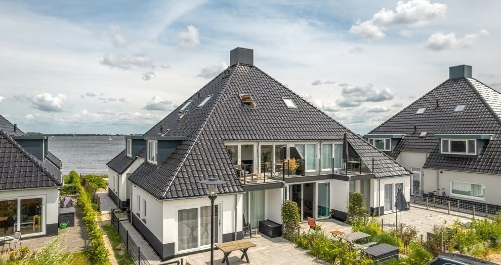 Bovenwoning Paviljoenwei 14 19 in Offingawier