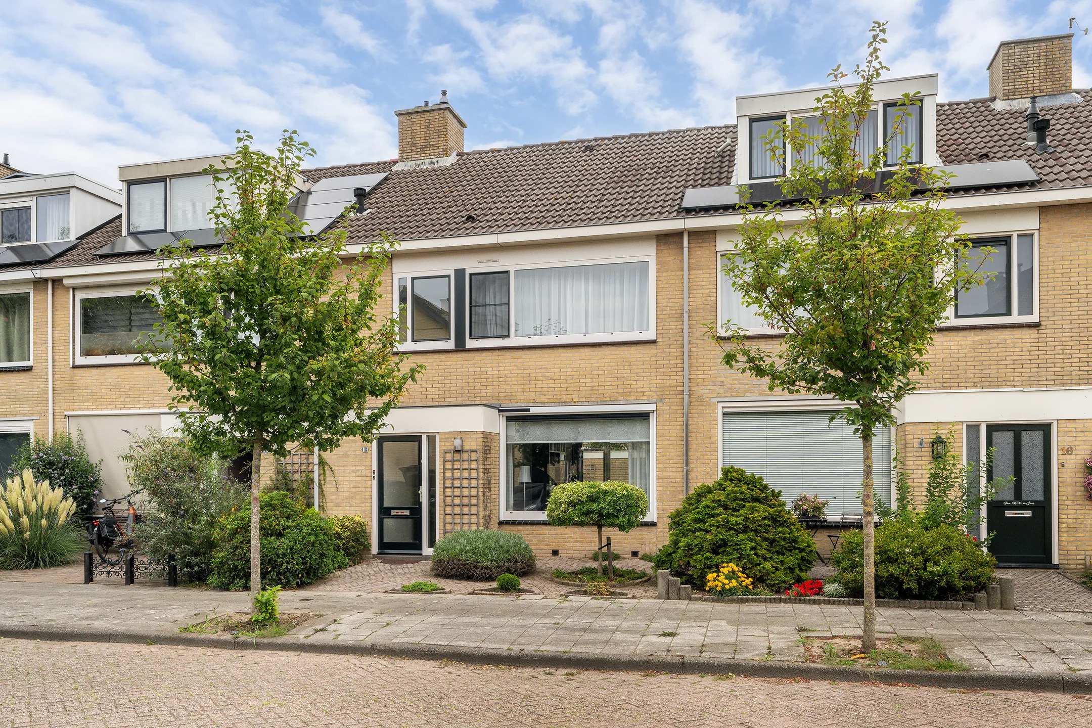 Tussenwoning Vogelkersstraat 18 in 's-Gravenzande
