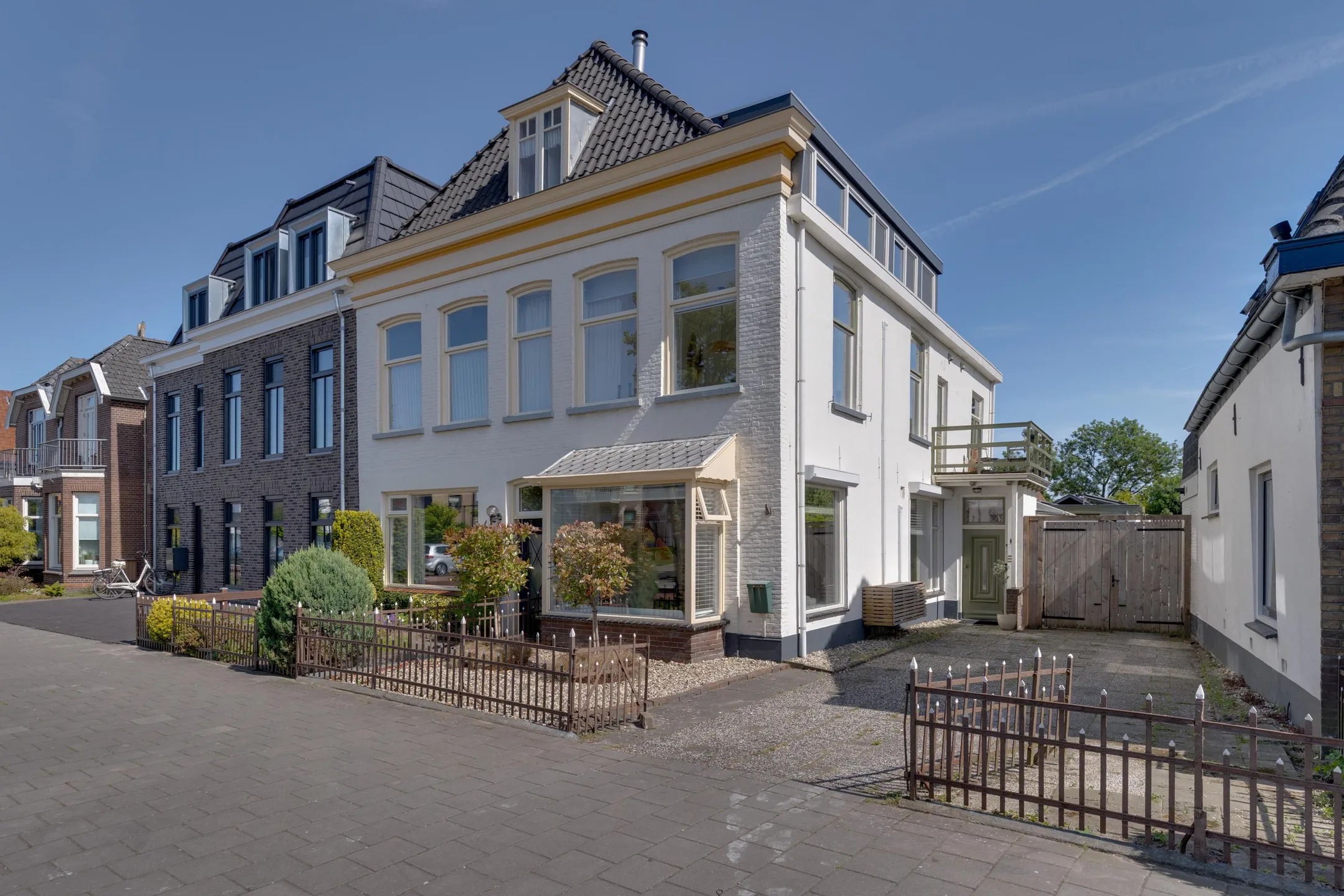 2-onder-1-kapwoning Burgemeester van Engelenweg 29 in IJsselmuiden