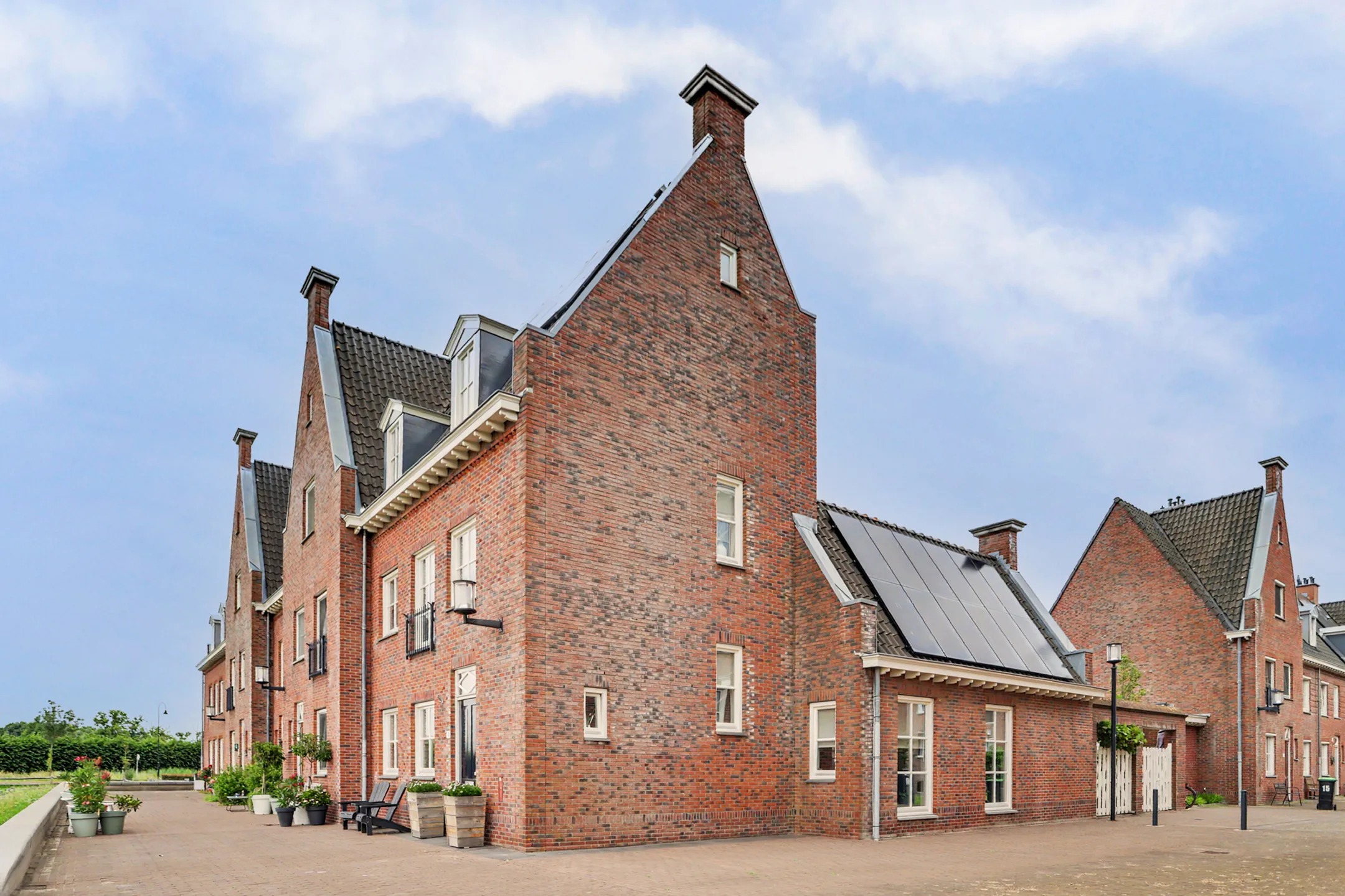 Hoekwoning Frederik Hendrik wal 31 in Geertruidenberg