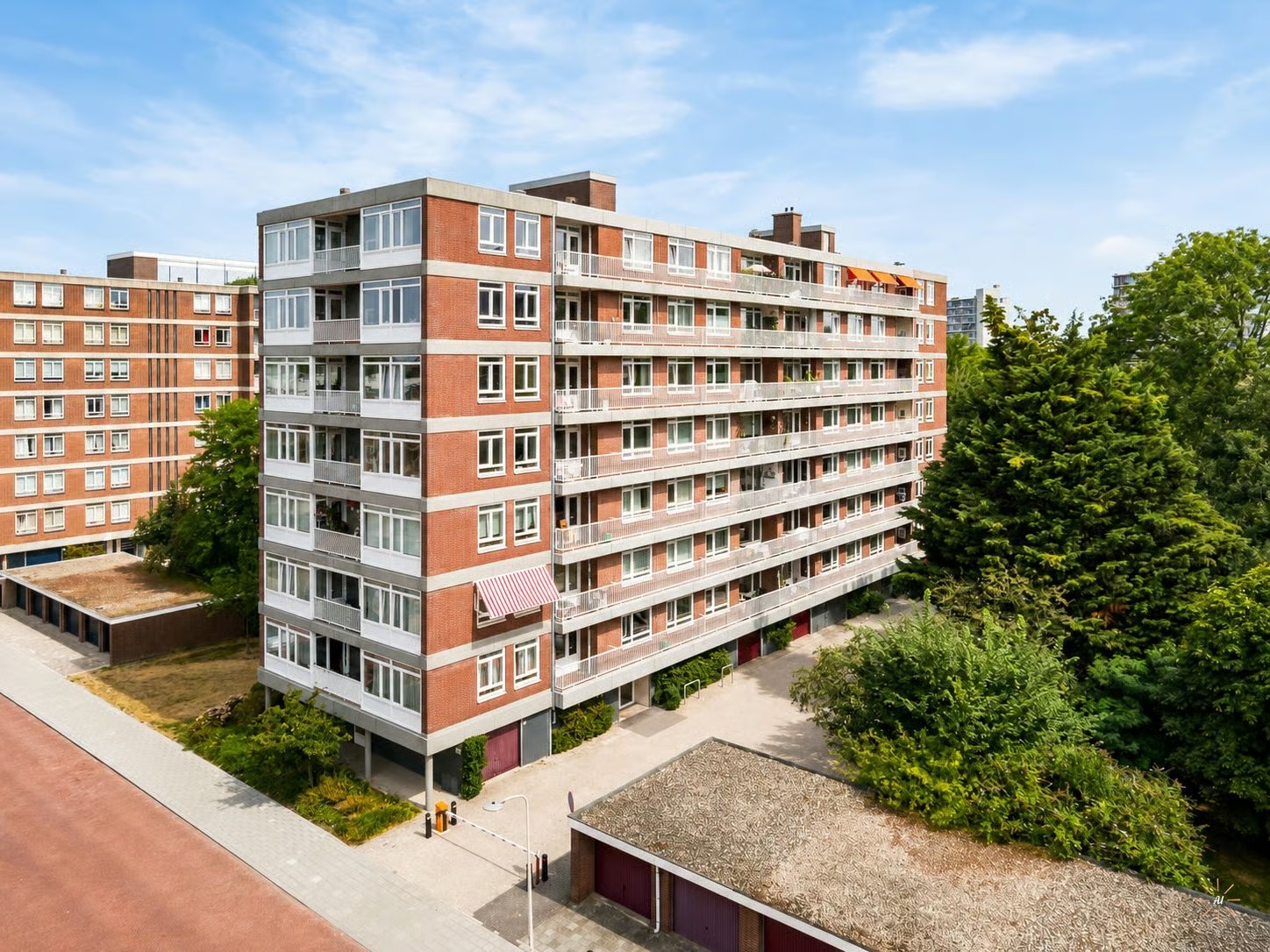 Portiekflat Kornalijnhorst 230 in Den Haag