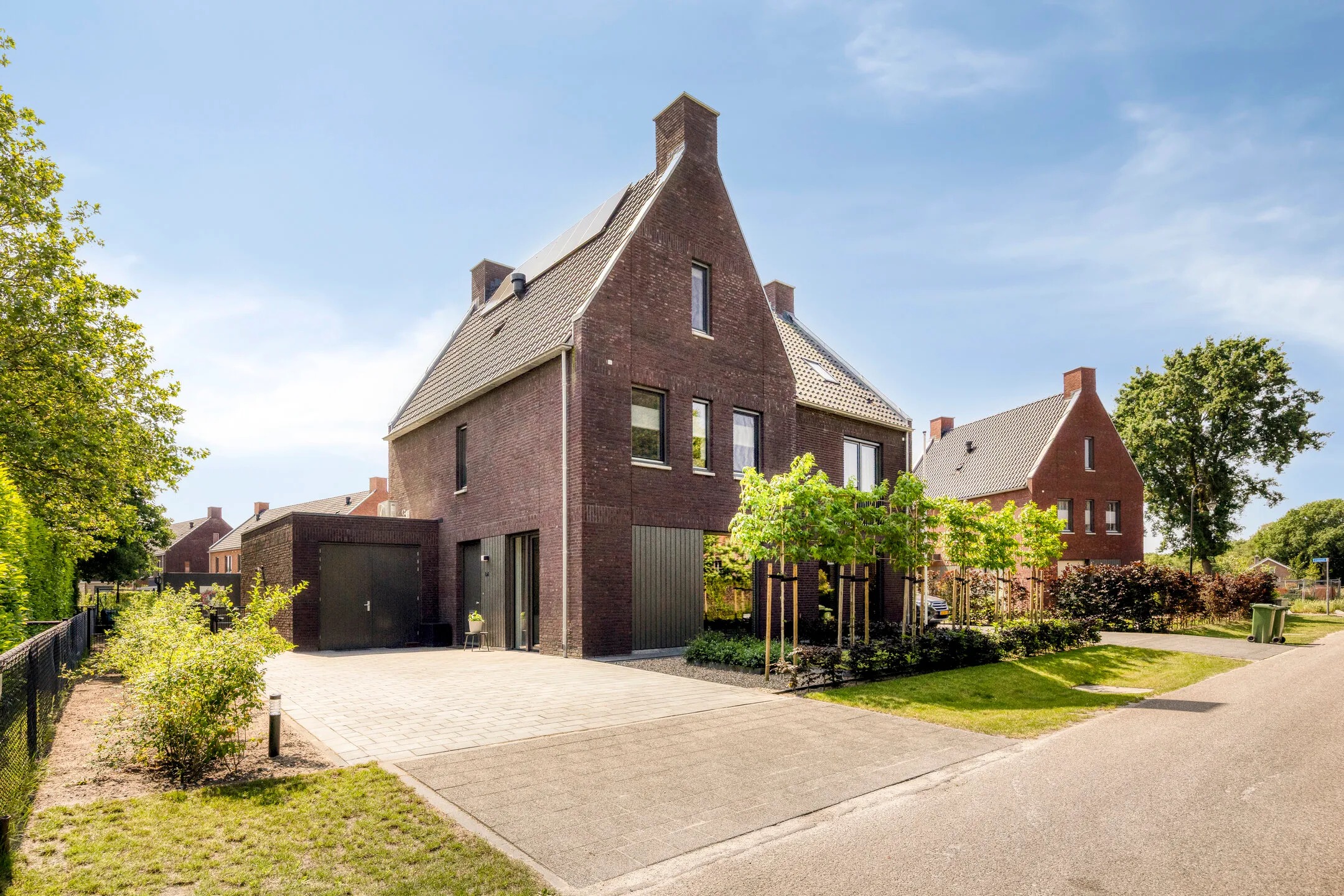 2-onder-1-kapwoning van den Bogaardweg 7 in Mill