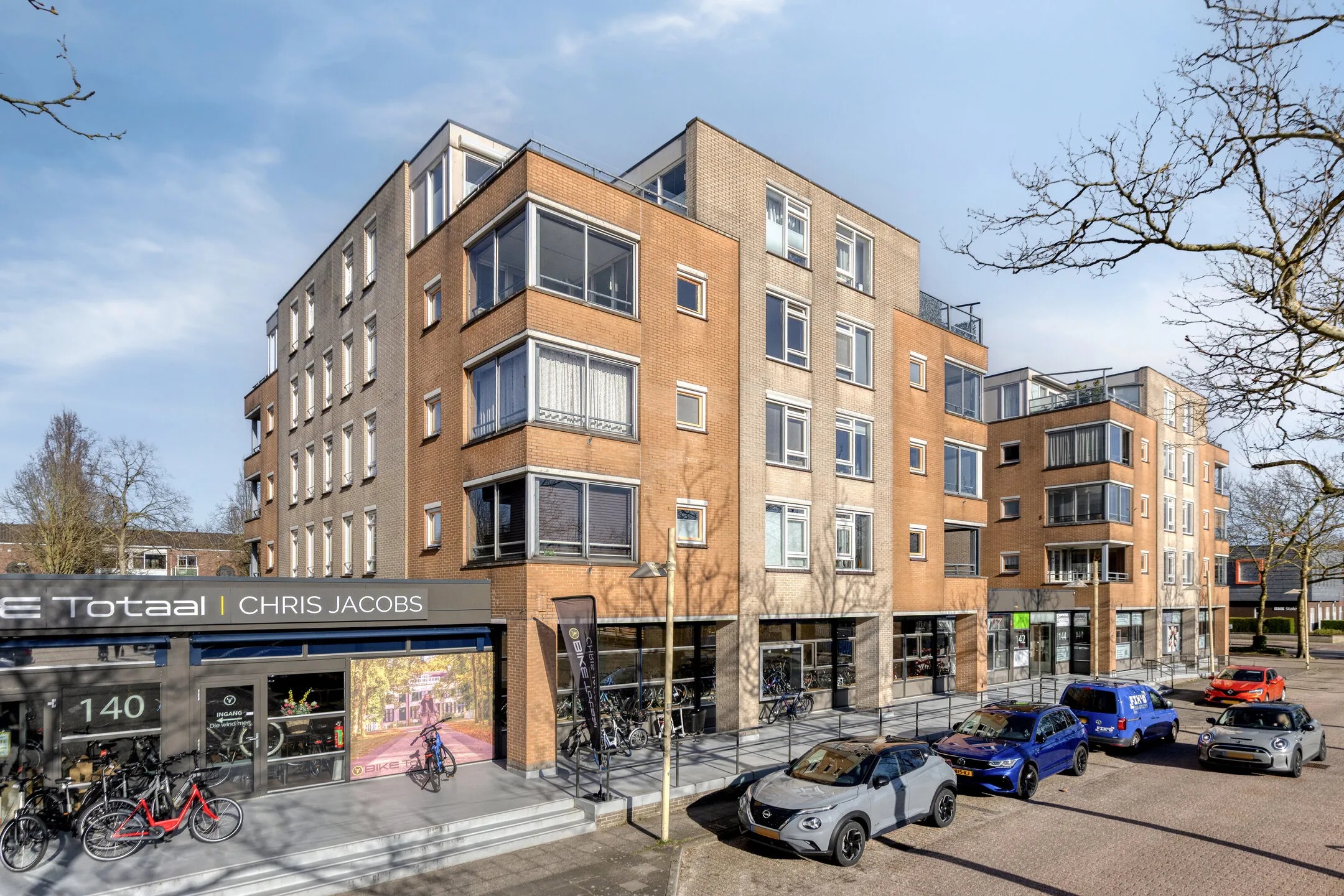 Portiekflat Burgemeester Kuperusplein 146 in Heerenveen