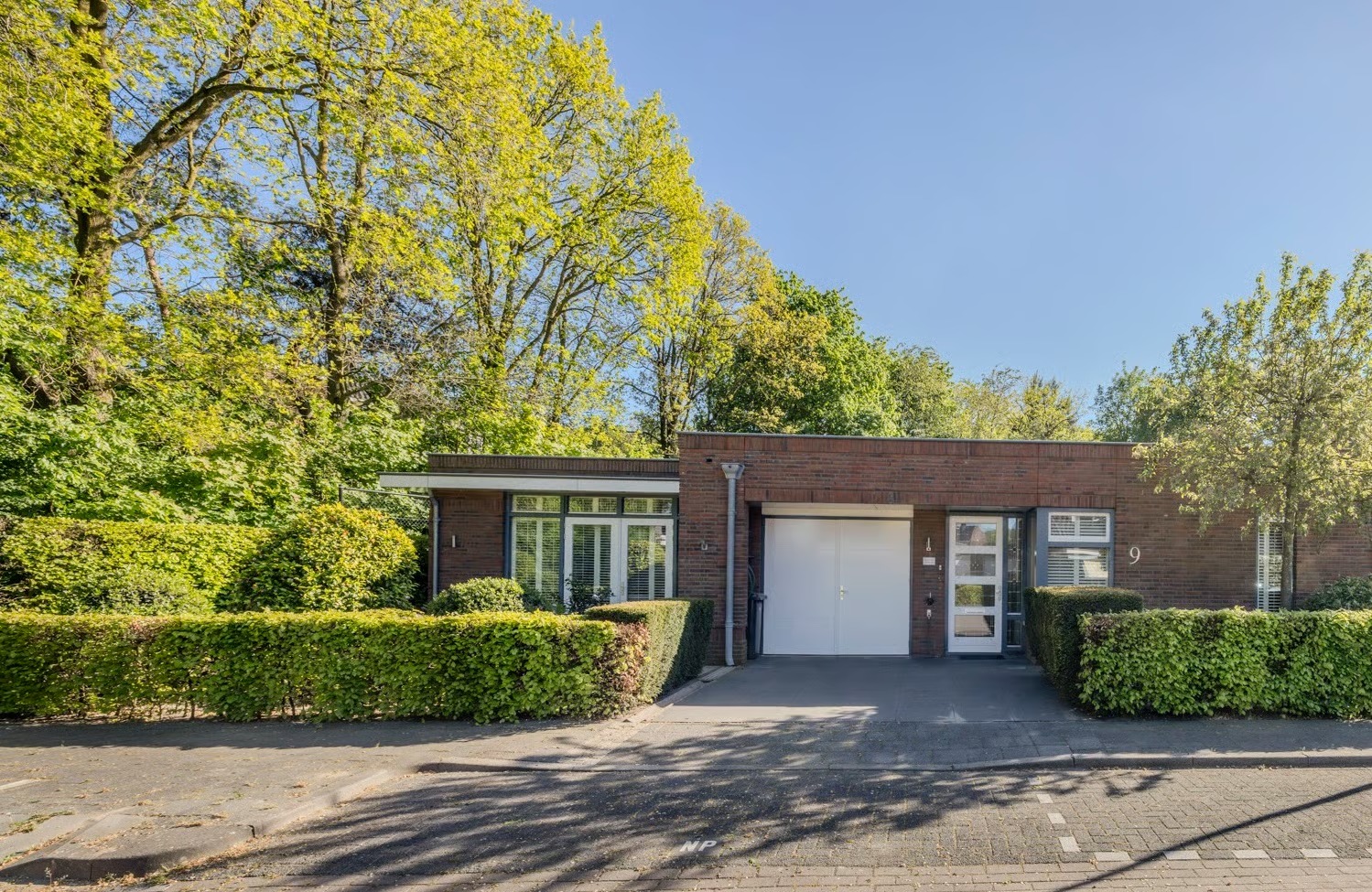 Halfvrijstaande woning (semi-bungalow) Atalantahof 9 in Oosterhout