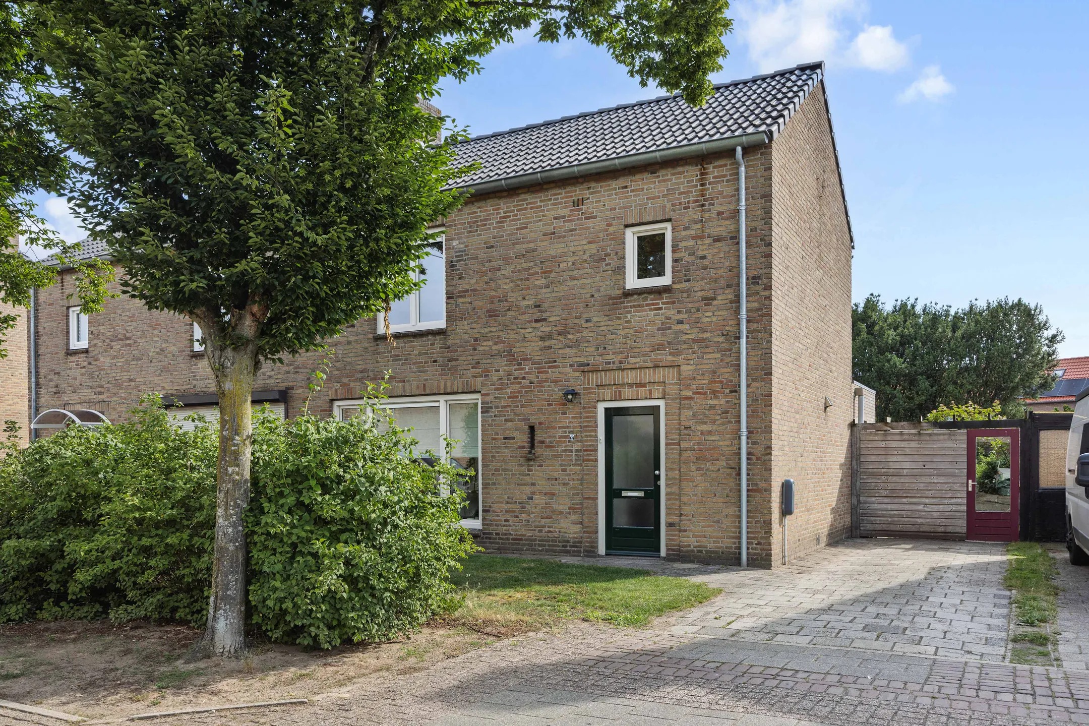 2-onder-1-kapwoning Pastoor Coolenstraat 5 in Rosmalen
