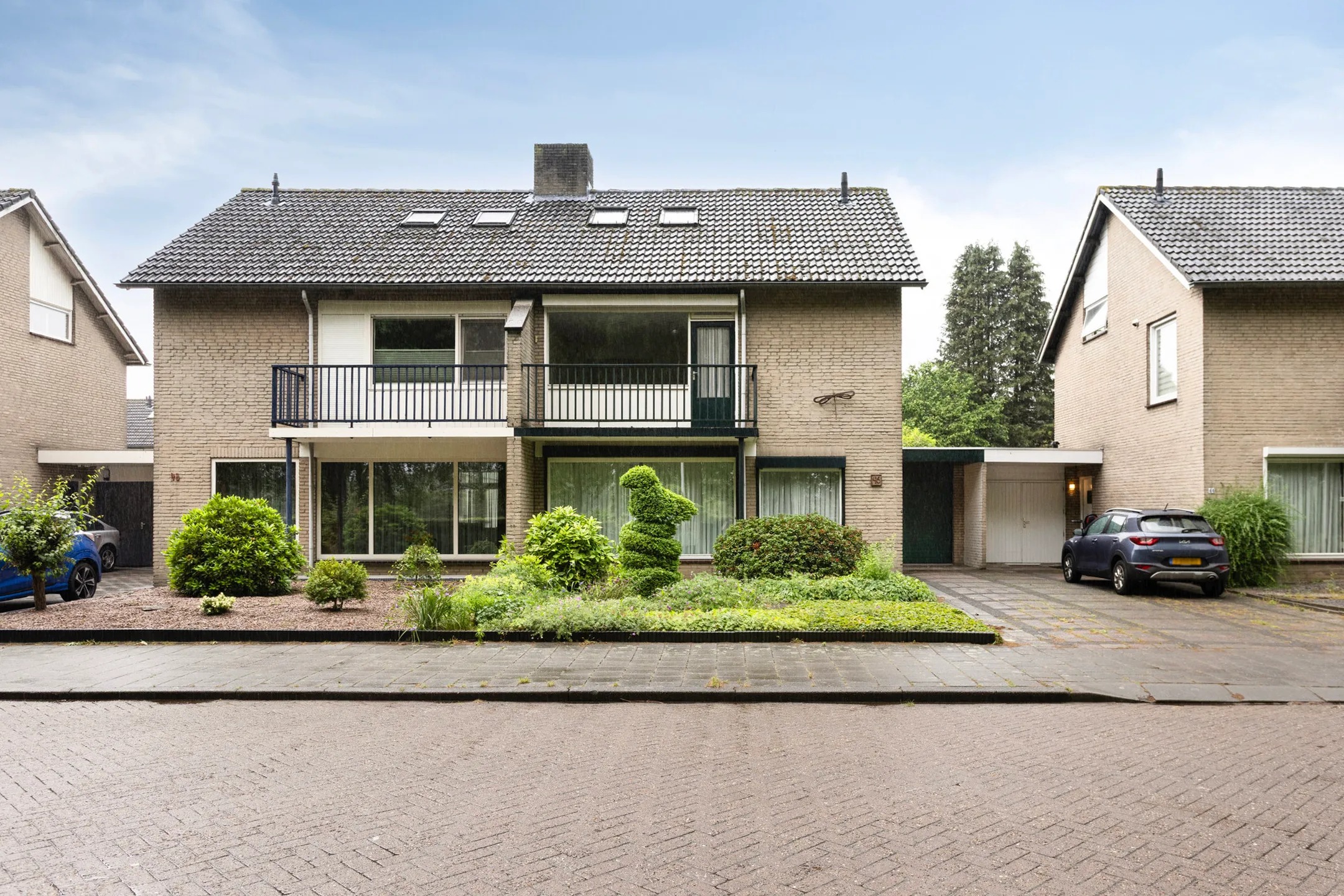 Geschakelde 2-onder-1-kapwoning Eindhovenseweg 46 in Best
