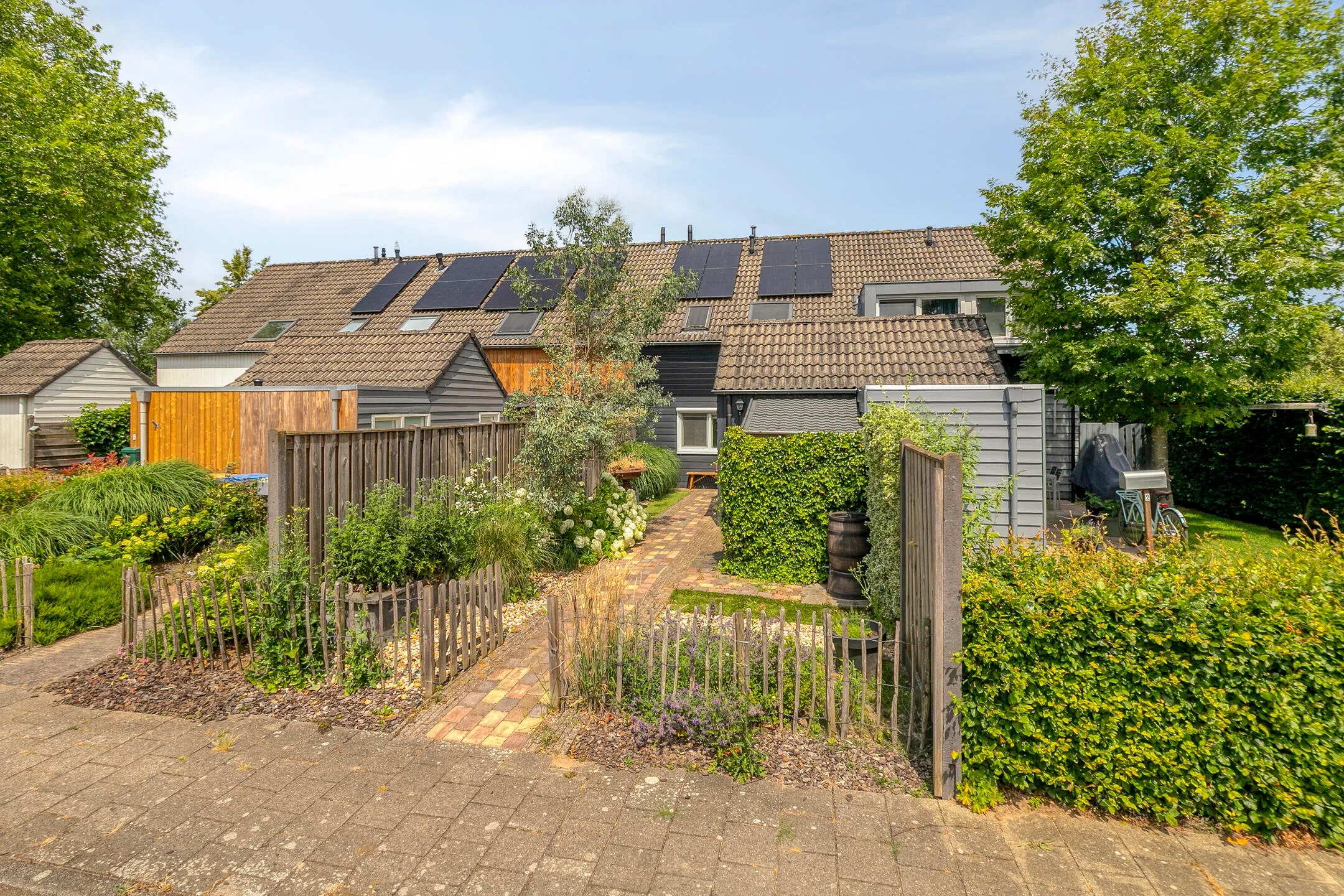 Tussenwoning J.W. Dumonstraat 4 in Olst