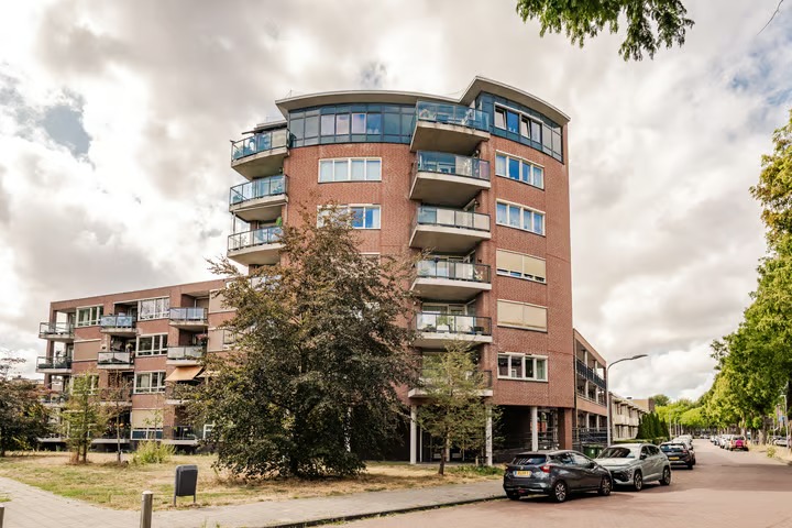 Portiekflat Karel Doormanlaan 23 in Haarlem