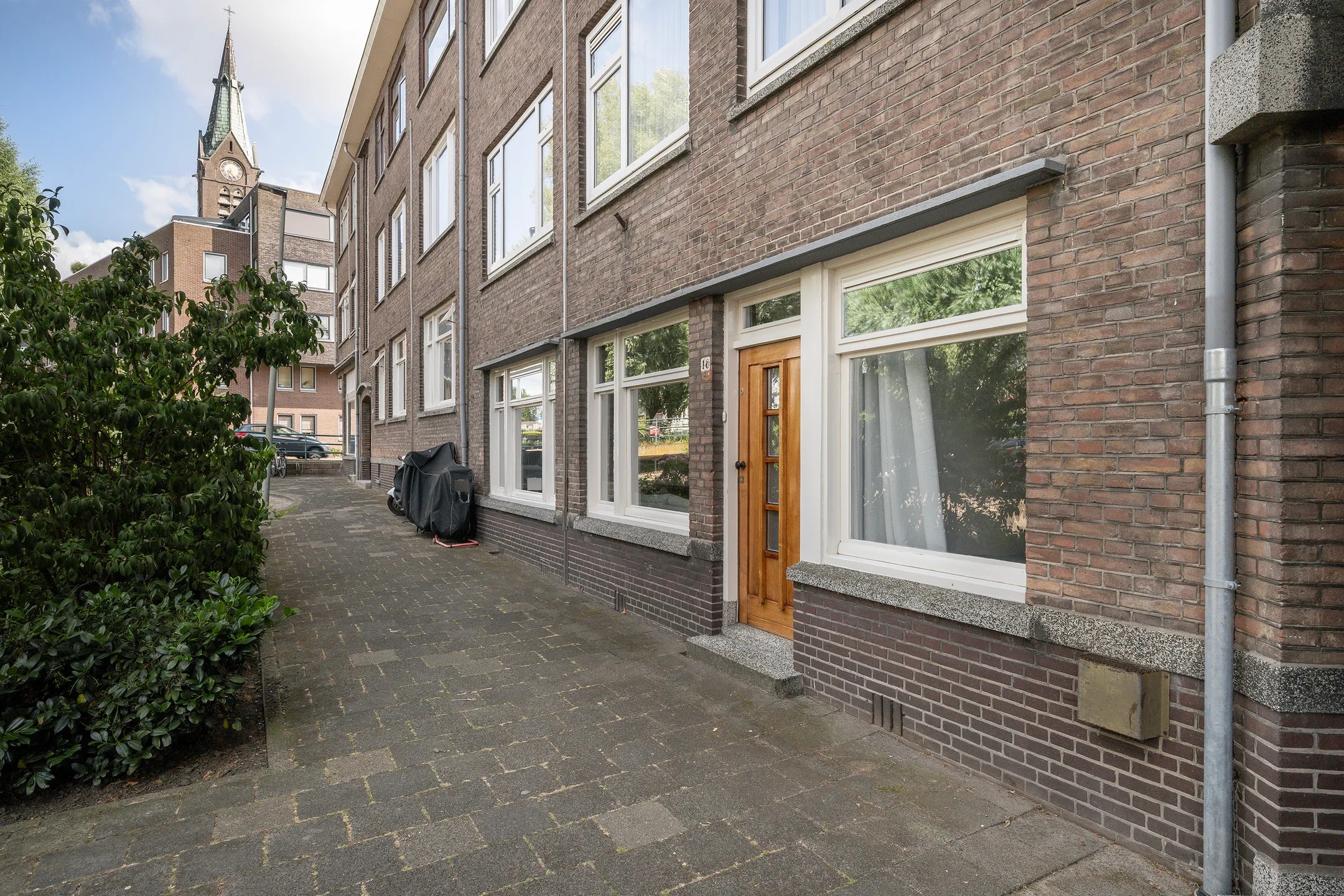 Benedenwoning Vaartweg 18 in Vlaardingen