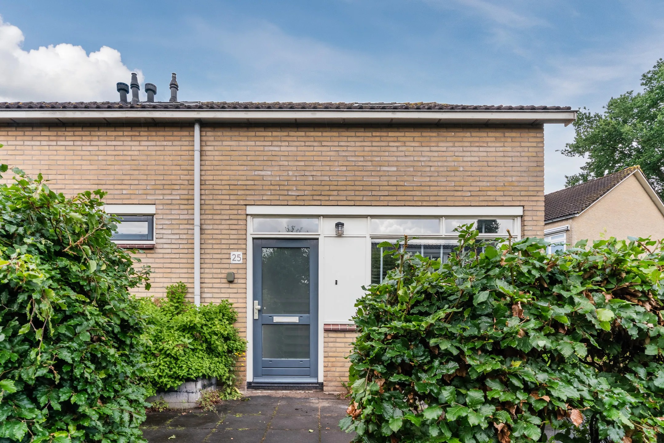 Hoekwoning Acaciastraat 25 in Rouveen