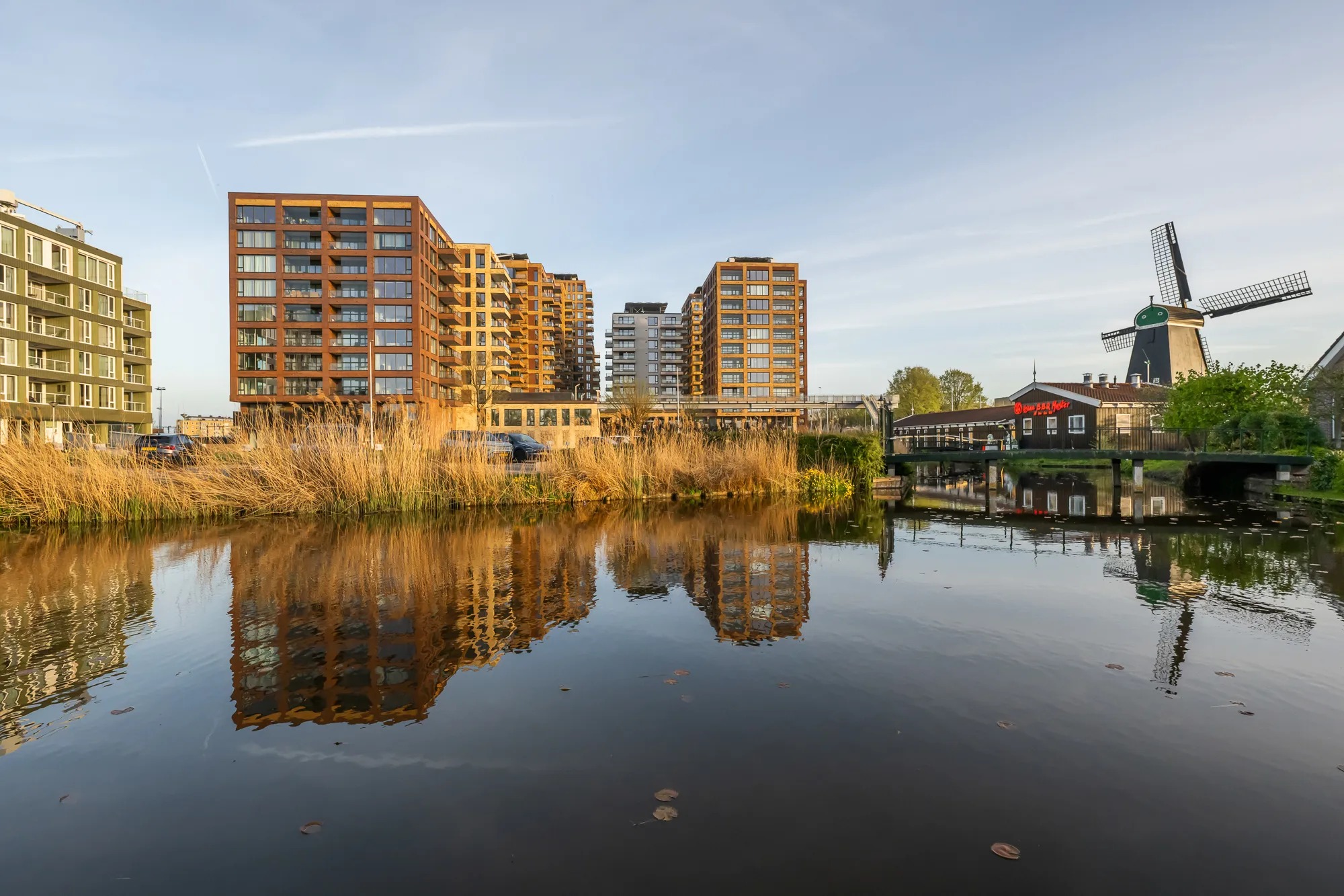 Portiekflat Mahoniehout 436 in Zaandam