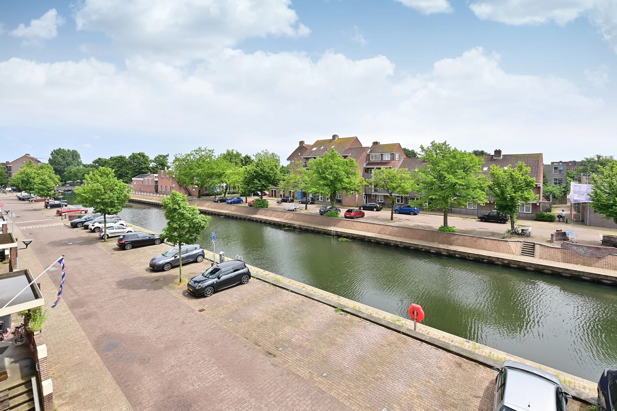 Bovenwoning Westkade 77 in Huizen