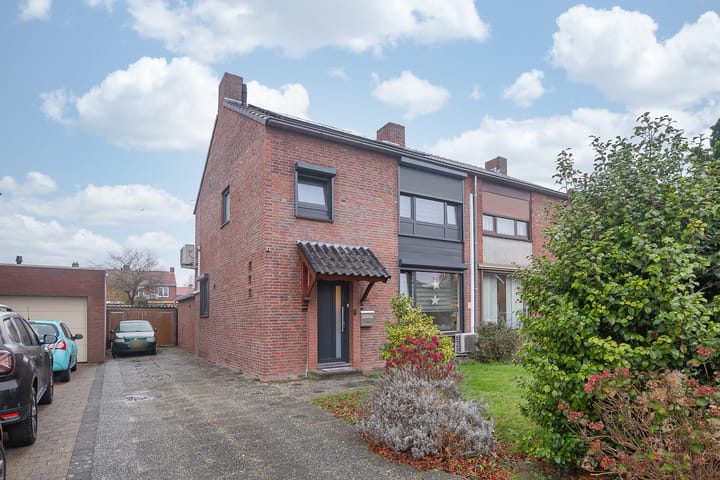 2-onder-1-kapwoning Heerstraat Centrum 228 Stein