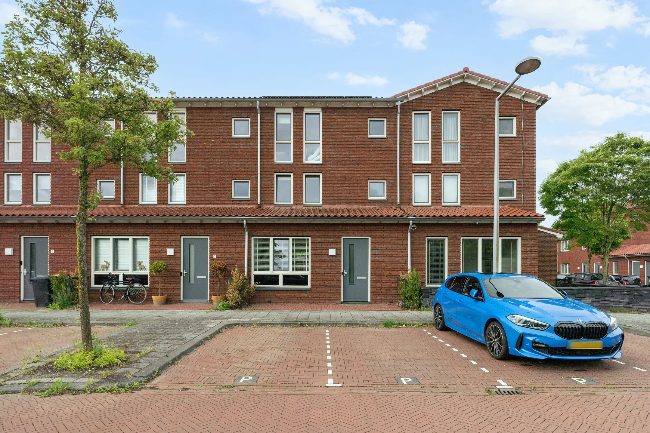 Tussenwoning Bergermeerstraat 1 in Den Haag