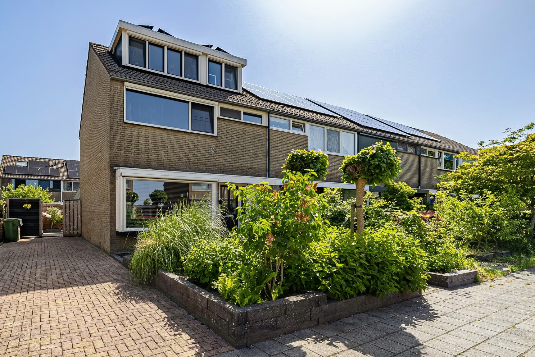 Hoekwoning Tjalk 13 in Heerenveen